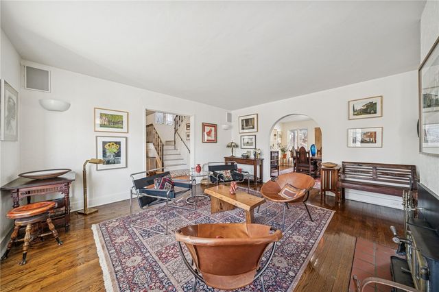 128 Hastings Street, Point Breeze, PA 15206