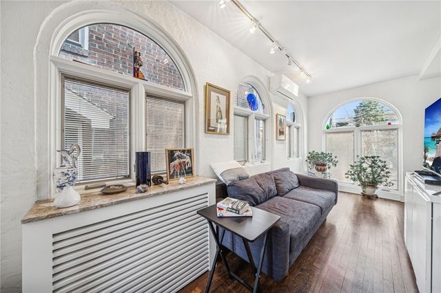 128 Hastings Street, Point Breeze, PA 15206