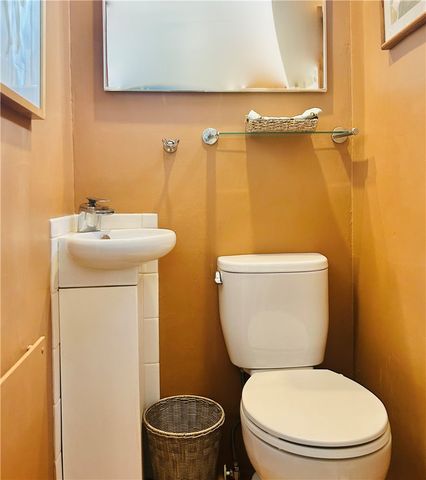 128 Hastings Street, Point Breeze, PA 15206