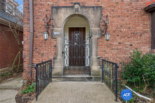 128 Hastings Street, Point Breeze, PA 15206