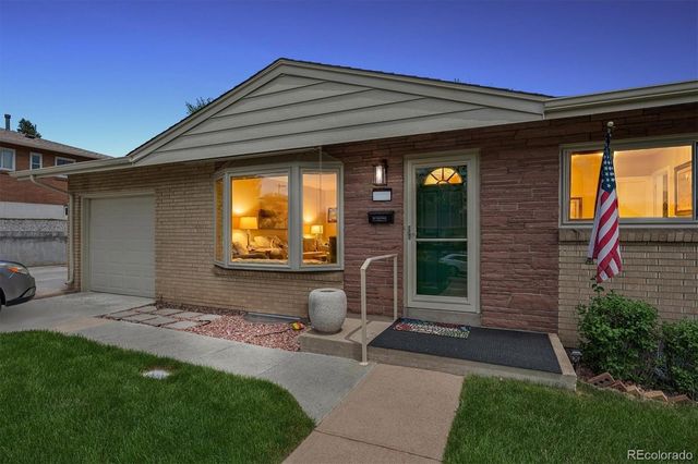 2712 S Vrain Street, Denver, CO 80236