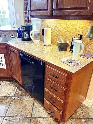 201 S Pearl Street, Mart, TX 76664