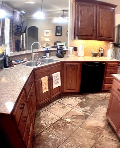 201 S Pearl Street, Mart, TX 76664