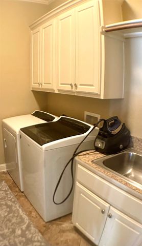 201 S Pearl Street, Mart, TX 76664