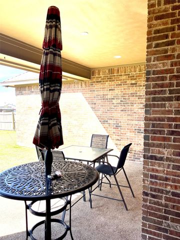 201 S Pearl Street, Mart, TX 76664