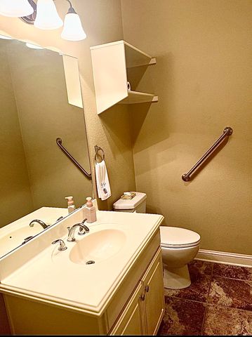 201 S Pearl Street, Mart, TX 76664