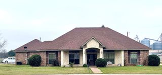 201 S Pearl Street, Mart, TX 76664