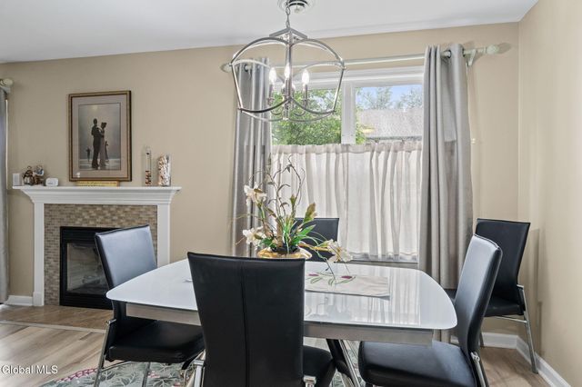 1200 Hillside Avenue APT 401, Niskayuna, NY 12309