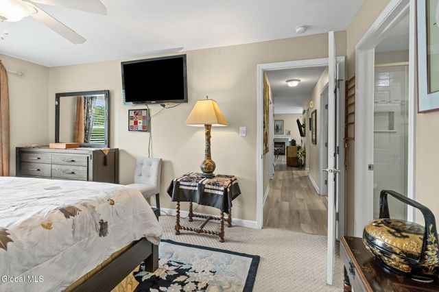 1200 Hillside Avenue APT 401, Niskayuna, NY 12309