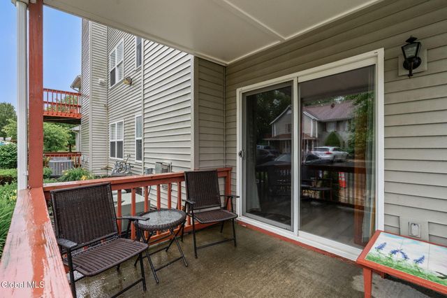 1200 Hillside Avenue APT 401, Niskayuna, NY 12309