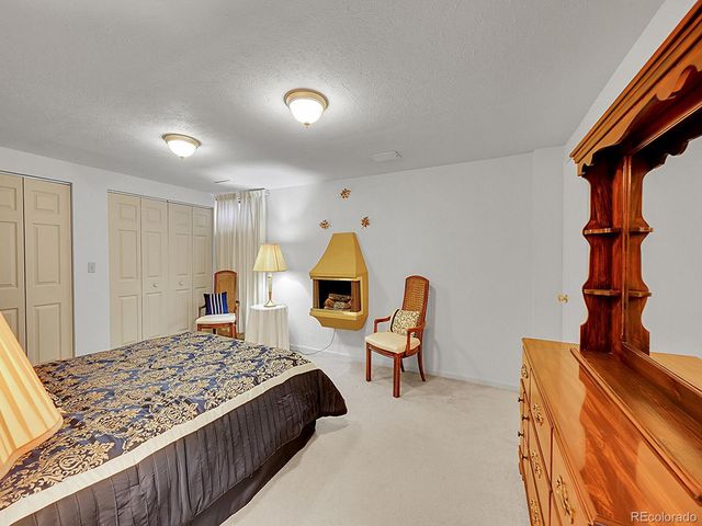 6769 W 70th Avenue, Arvada, CO 80003