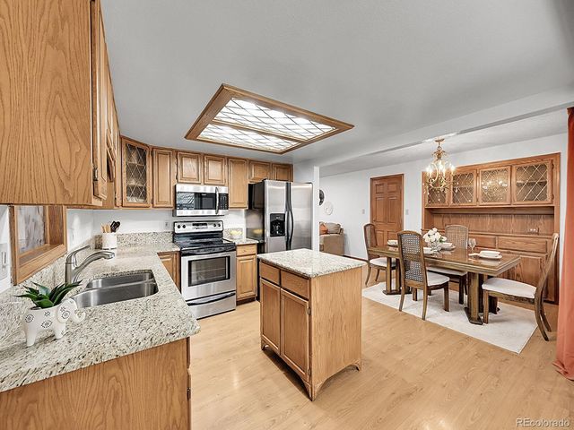 6769 W 70th Avenue, Arvada, CO 80003