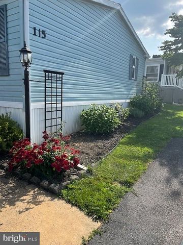 115 PHEASANT RIDGE CIR, Lancaster, PA 17603