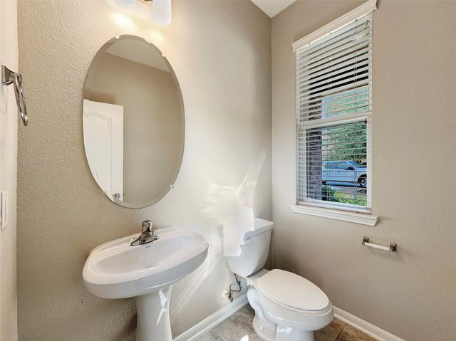 2024 Elkington Circle, Conroe, TX 77304