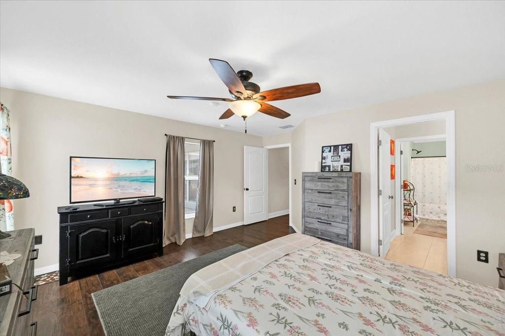 Image 24 of property listing at 6789 ASHBURY DRIVE, Lakeland, FL 33809