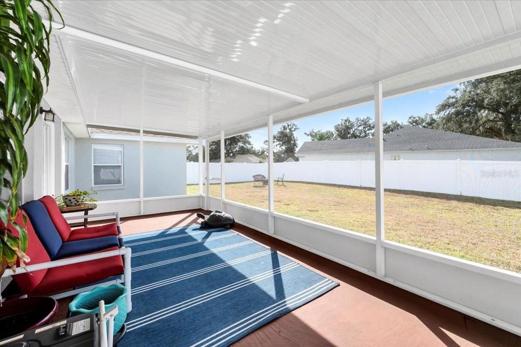 Image 41 of property listing at 6789 ASHBURY DRIVE, Lakeland, FL 33809