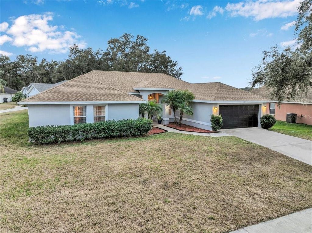 Image 48 of property listing at 6789 ASHBURY DRIVE, Lakeland, FL 33809