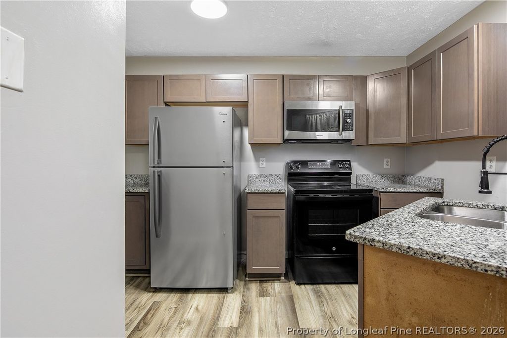 6724 Willowbrook Drive Apt 7, Fayetteville, NC 28314 — photo 4