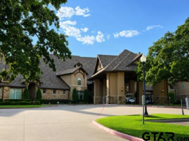 4856 Nicklaus Ct., Tyler, TX 75709