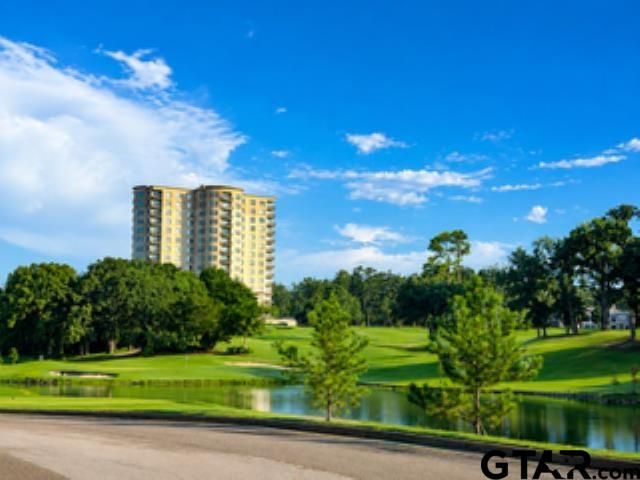 4856 Nicklaus Ct., Tyler, TX 75709