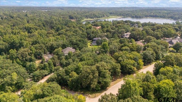 4856 Nicklaus Ct., Tyler, TX 75709