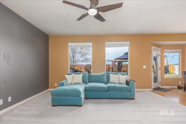 2915 S Nephrite Way, Meridian, ID 83642