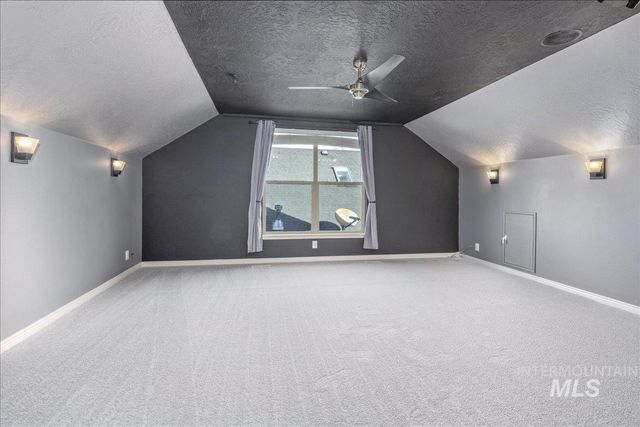 2915 S Nephrite Way, Meridian, ID 83642