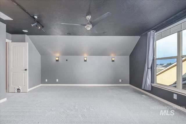 2915 S Nephrite Way, Meridian, ID 83642