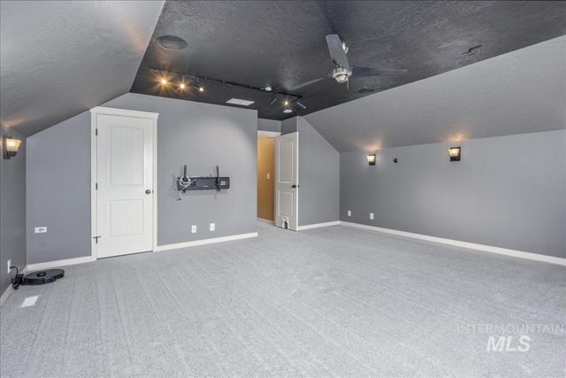 2915 S Nephrite Way, Meridian, ID 83642