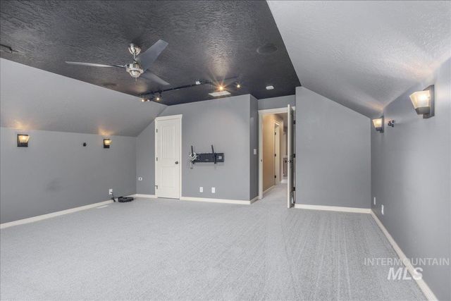 2915 S Nephrite Way, Meridian, ID 83642