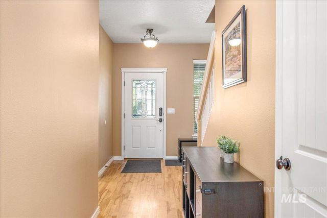 2915 S Nephrite Way, Meridian, ID 83642