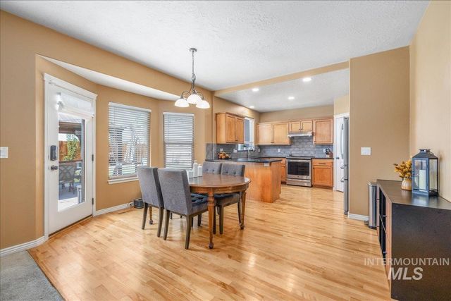 2915 S Nephrite Way, Meridian, ID 83642