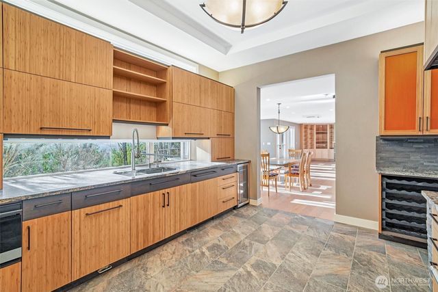 16430 266th Avenue SE, Issaquah, WA 98027