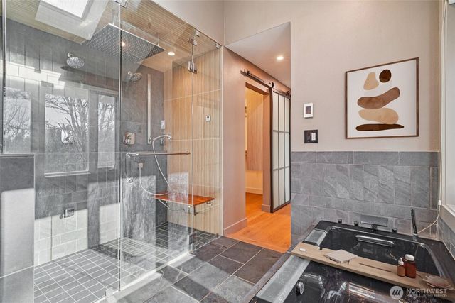 16430 266th Avenue SE, Issaquah, WA 98027