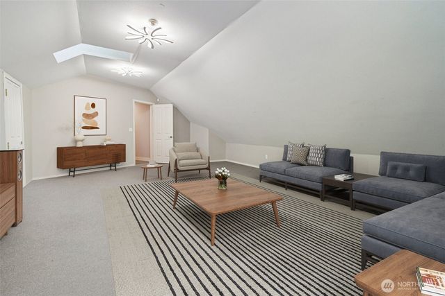 16430 266th Avenue SE, Issaquah, WA 98027