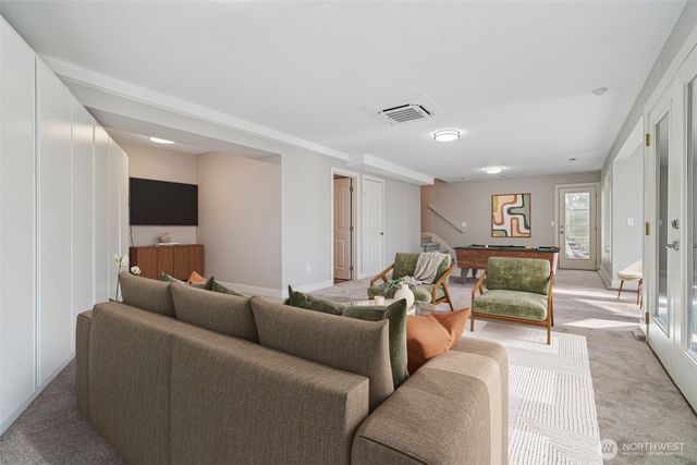 16430 266th Avenue SE, Issaquah, WA 98027