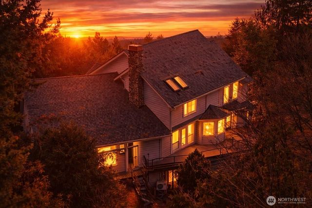 16430 266th Avenue SE, Issaquah, WA 98027