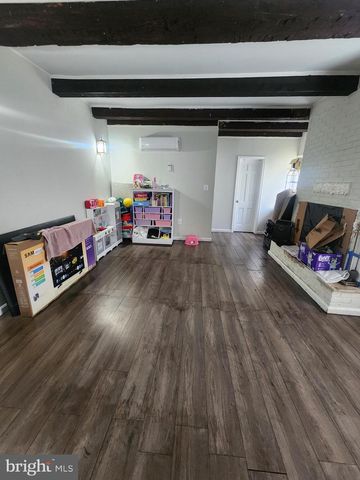6208 WALTON AVE, Suitland, MD 20746