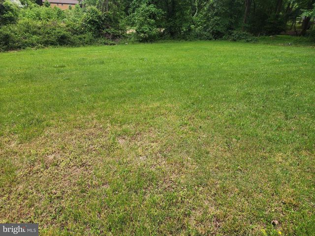 6208 WALTON AVE, Suitland, MD 20746