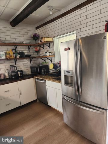 6208 WALTON AVE, Suitland, MD 20746