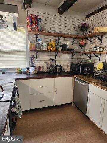 6208 WALTON AVE, Suitland, MD 20746