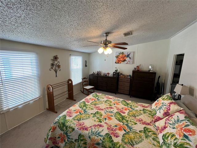 8335 FANTASIA PARK WAY, Riverview, FL 33578