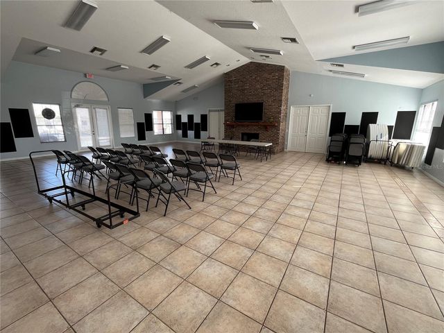 8335 FANTASIA PARK WAY, Riverview, FL 33578