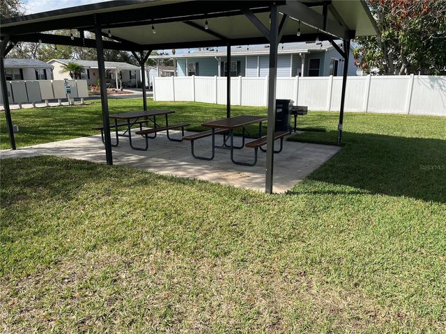 8335 FANTASIA PARK WAY, Riverview, FL 33578