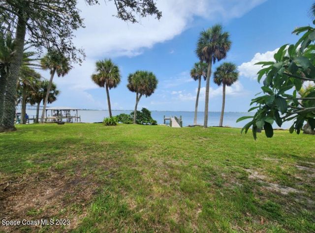1181 Sunny Point Drive, Melbourne, FL 32935