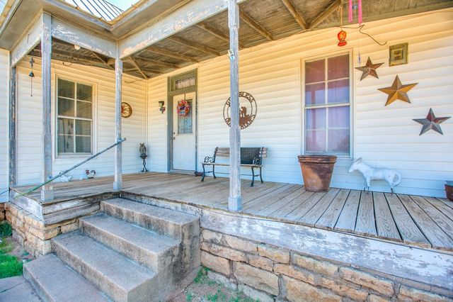 1605 Hutchings, Ballinger, TX 76821