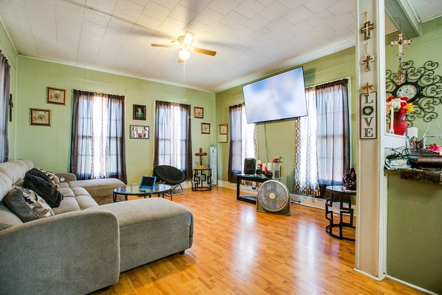 1605 Hutchings, Ballinger, TX 76821