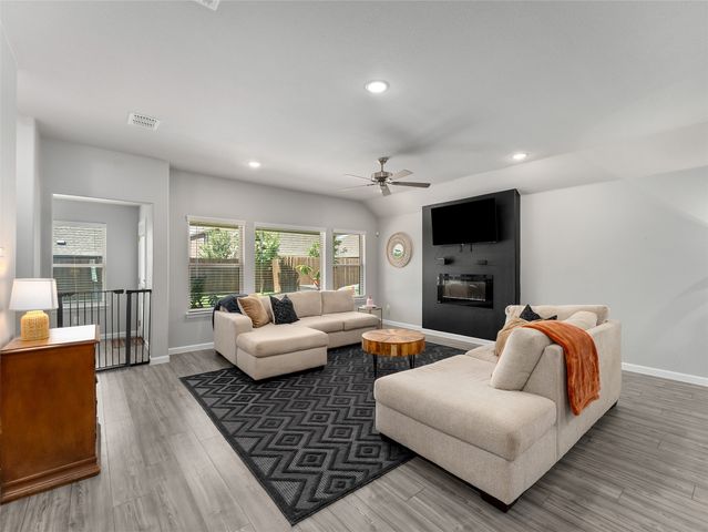 491 Crystal Clear Lane, Princeton, TX 75407