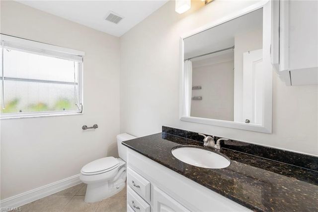 10340 Regent CIR, Naples, FL 34109