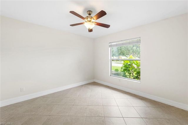 10340 Regent CIR, Naples, FL 34109